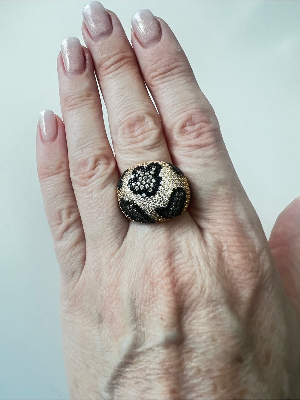 Statement Dome Ring in Black and Gold